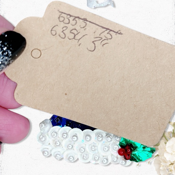 6354. Blue Sequin Christmas Hat Handmade Brooch - Picture 4 of 4